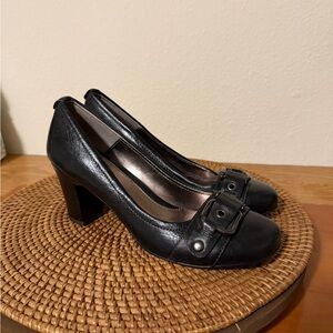 Sofft Black Buckle Block-Heel Pump